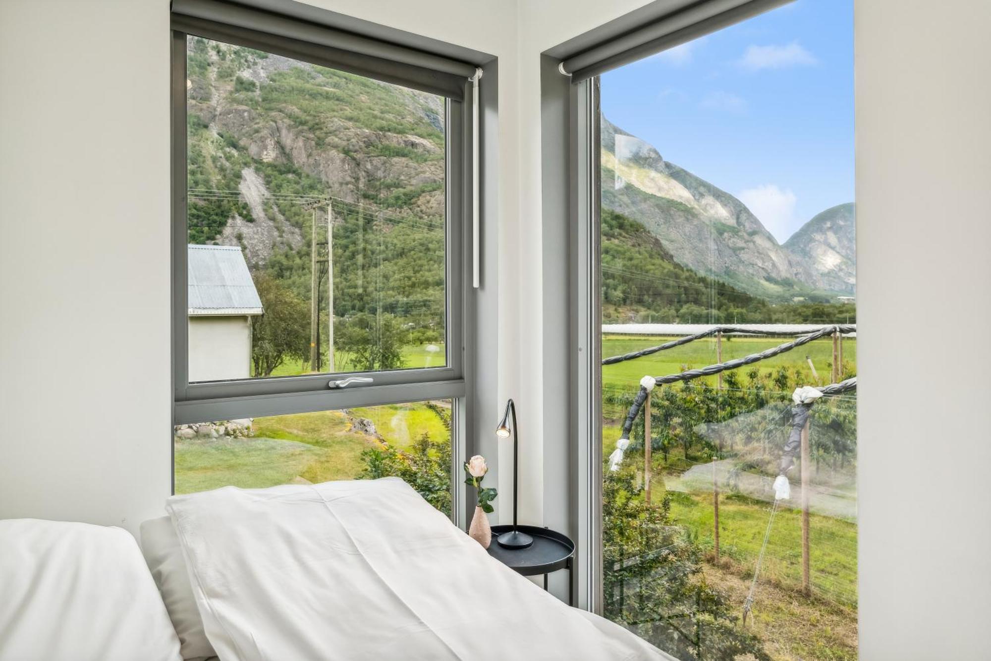 Jordeplegarden Holiday Home - Part Of A Farm - Two Buildings - Close To Flam Lærdalsøyri Buitenkant foto